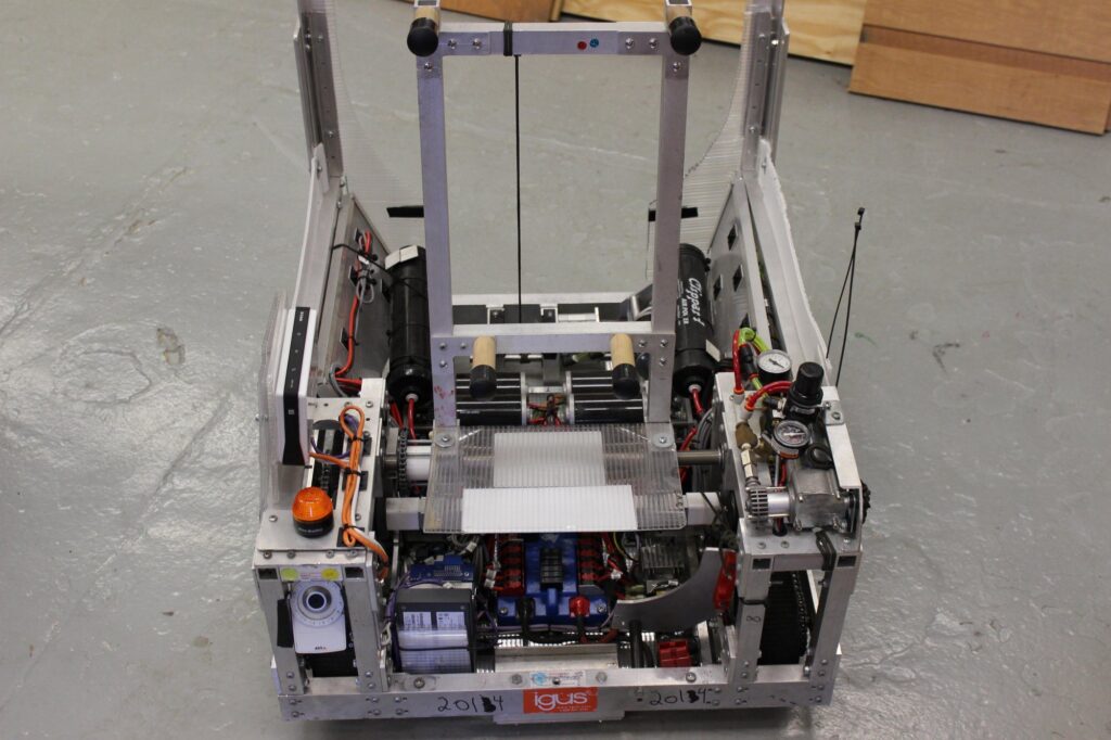 Team 271 2014 robot